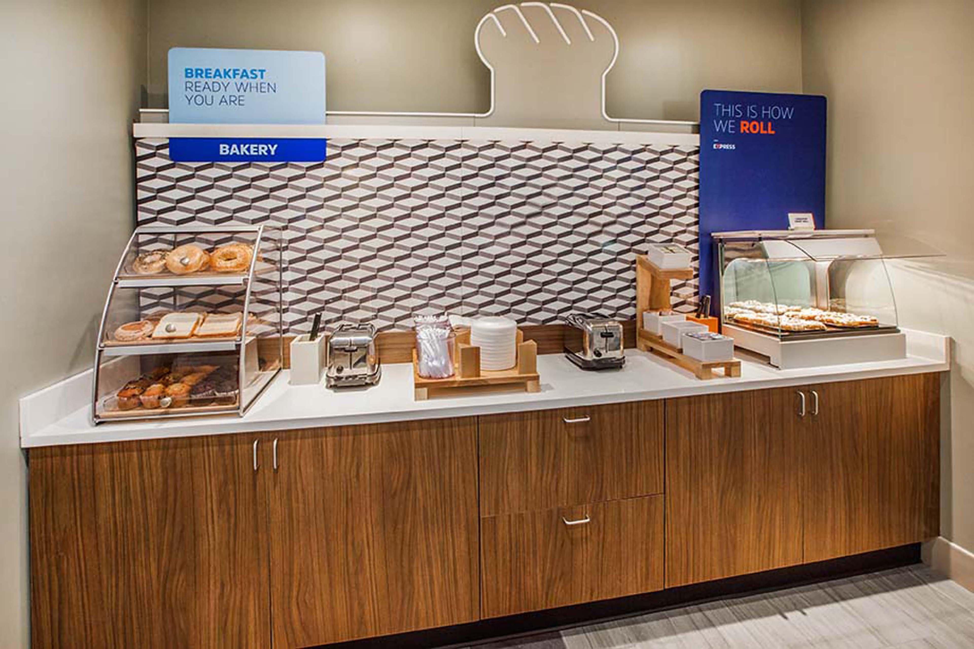 Holiday Inn Express Hotel & Suites Lafayette By Ihg Экстерьер фото