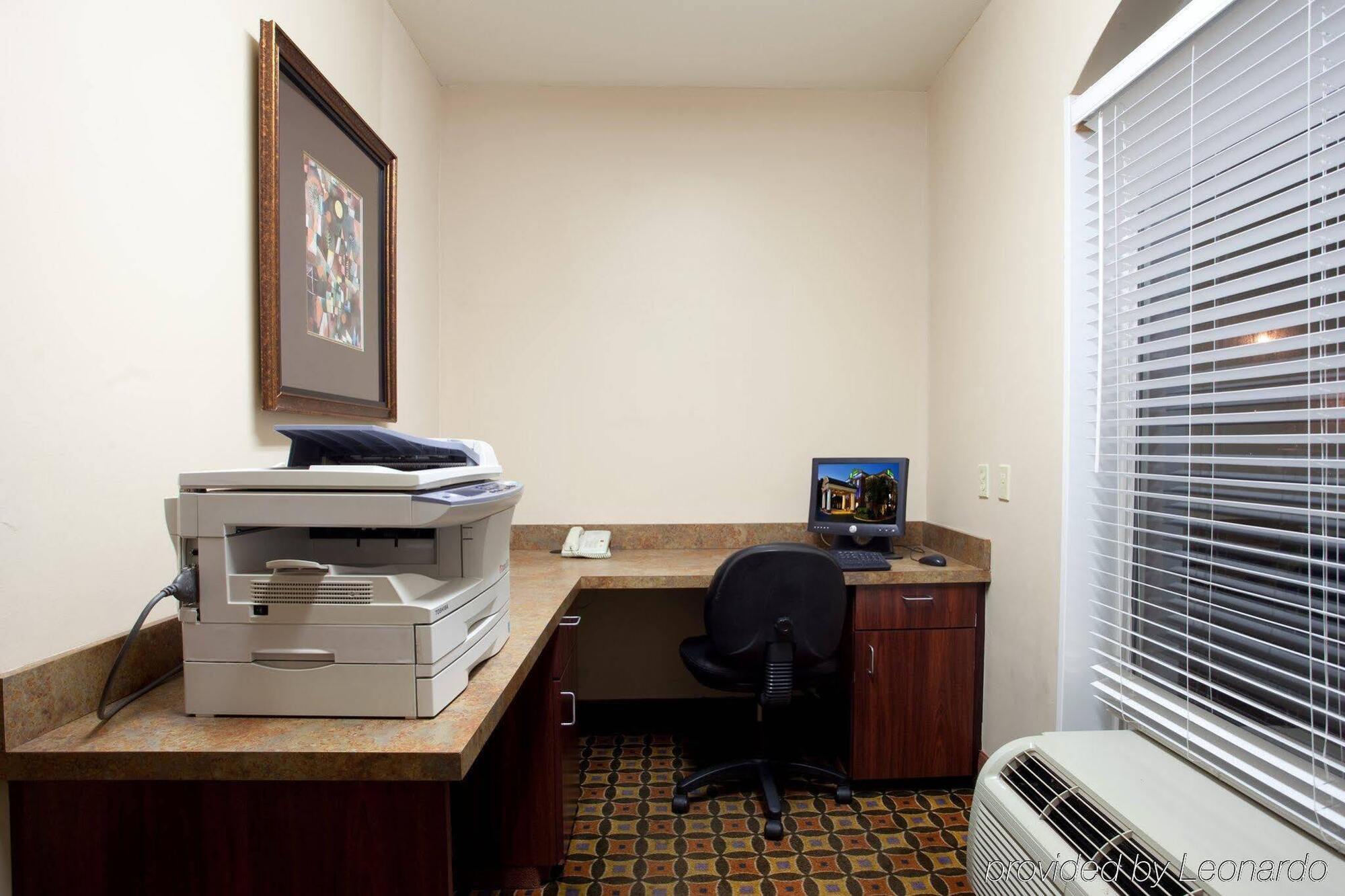 Holiday Inn Express Hotel & Suites Lafayette By Ihg Экстерьер фото